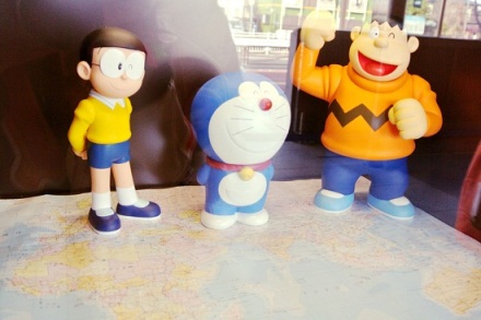 miniatur doraemon, nobita, dan giant